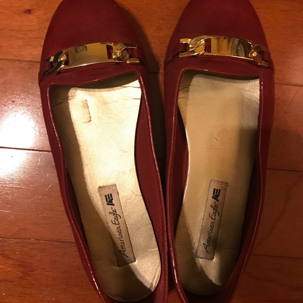Red Velvet Flats w/ Gold Piece